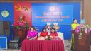 đc Hoài hướng dẫn bỏ phiếu.jpg - 