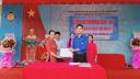 trao hồ sơ bàn giao hs.jpg - 