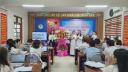 Lãnh đạo xã tặng hoa chúc mừng.jpg - 